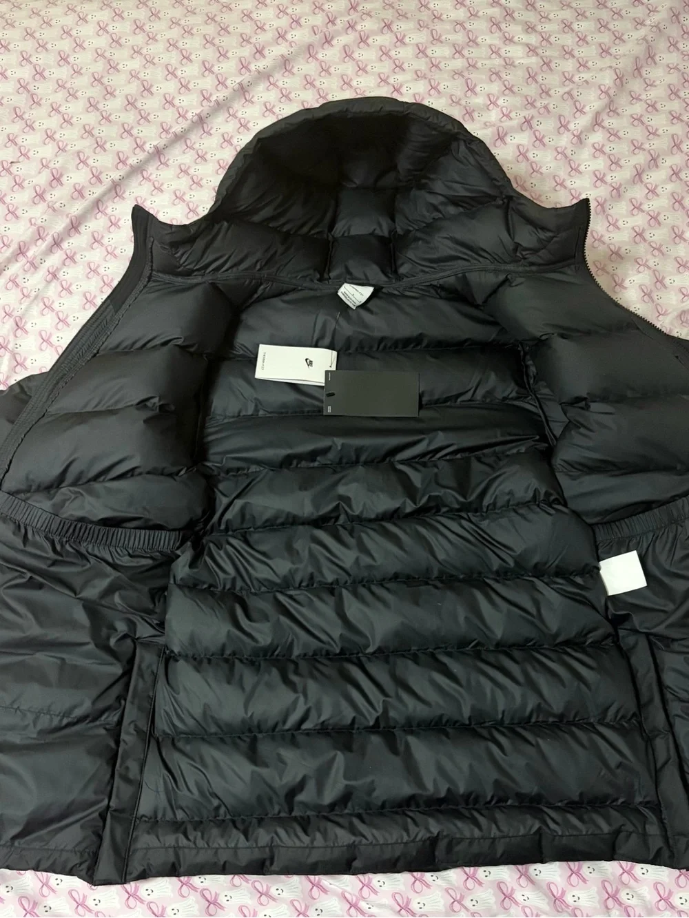 Nike Women's Black Quilted Puffer Jacket with Hood